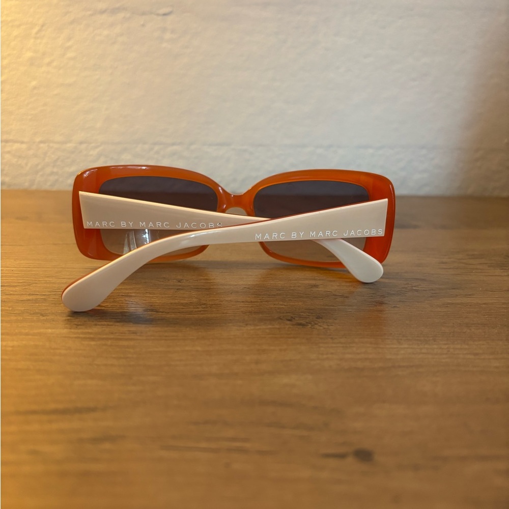 Marc by Marc Jacobs Beige and Orange Sunglasses - Picture 3 of 4